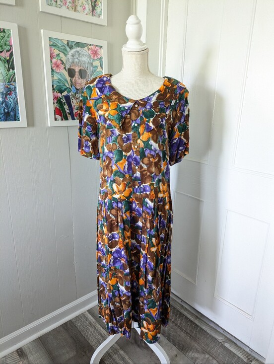 Vintage Dresses & Skirts - Vintage 70s Floral Fit & Flare Dress Statement Peter Pan Collar Retro Midi